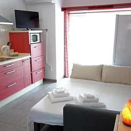 Ohana Aparthotel 3*